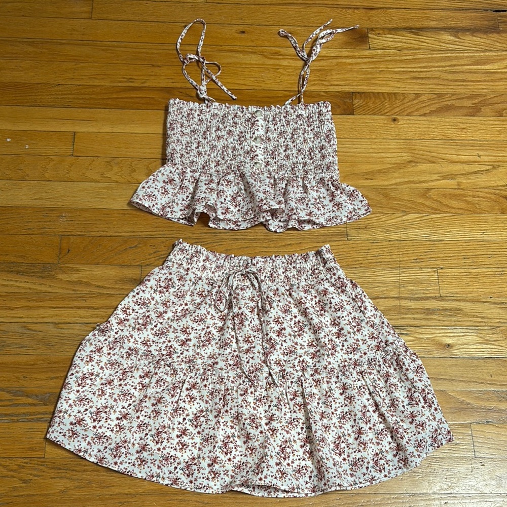 Floral Two-Piece Set with Ruffle Details